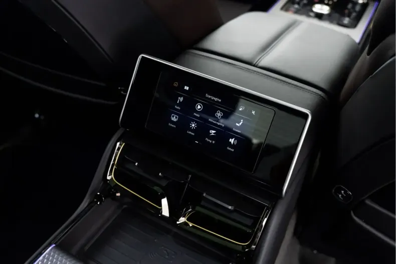 Bentley Flying Spur din 2024 cu 4.200 km - oferta BEN156372 - foto 46