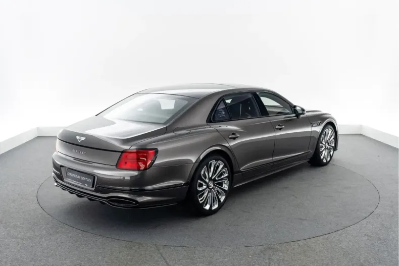 Bentley Flying Spur din 2024 cu 4.200 km - oferta BEN156372 - foto 50