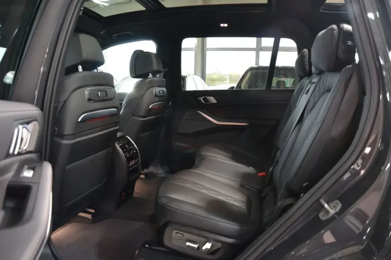 BMW X7 M60 din 2025 cu 23.517 km - oferta BMW156373 - foto 17