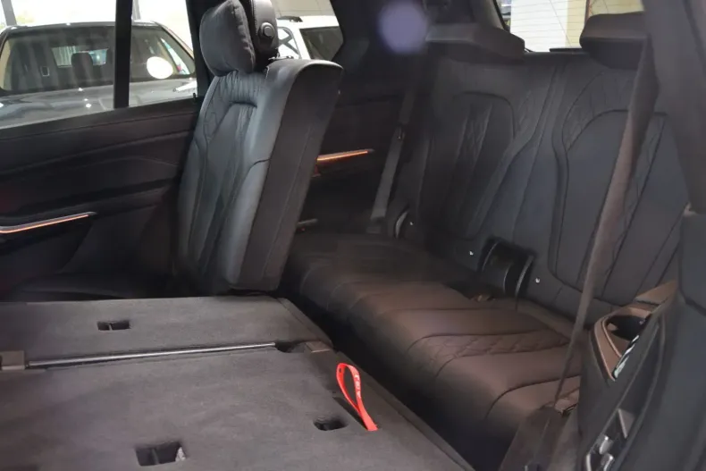 BMW X7 M60 din 2025 cu 23.517 km - oferta BMW156373 - foto 18