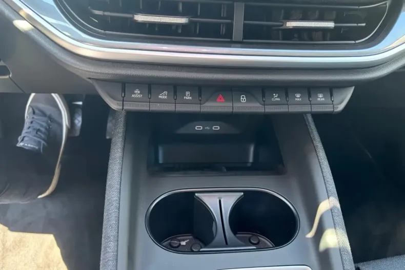 Skoda Elroq din 2025 cu 3.100 km - oferta SKO156376 - foto 12