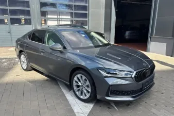 Skoda Superb din 2025 - oferta SKO156377