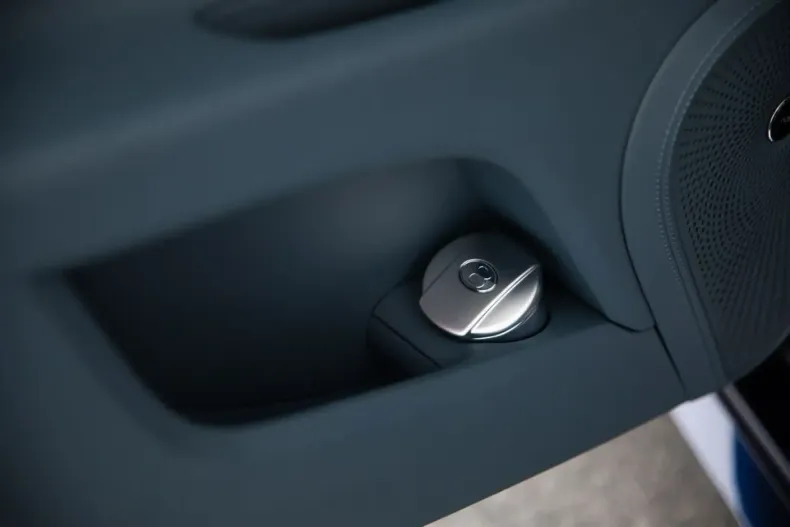 Bentley Flying Spur din 2024 cu 13.500 km - oferta BEN156383 - foto 30