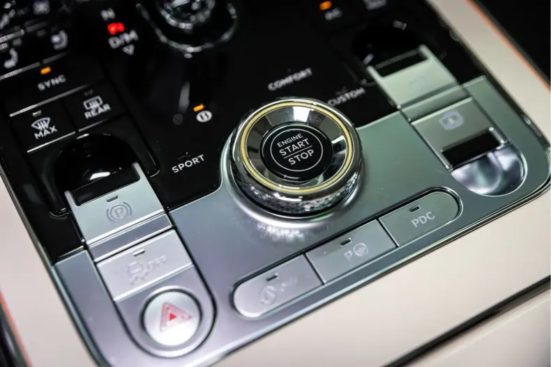 Bentley Flying Spur din 2024 cu 17.750 km - oferta BEN156384 - foto 29