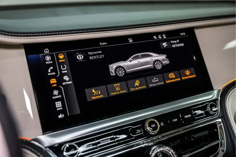 Bentley Flying Spur din 2024 cu 17.750 km - oferta BEN156384 - foto 33