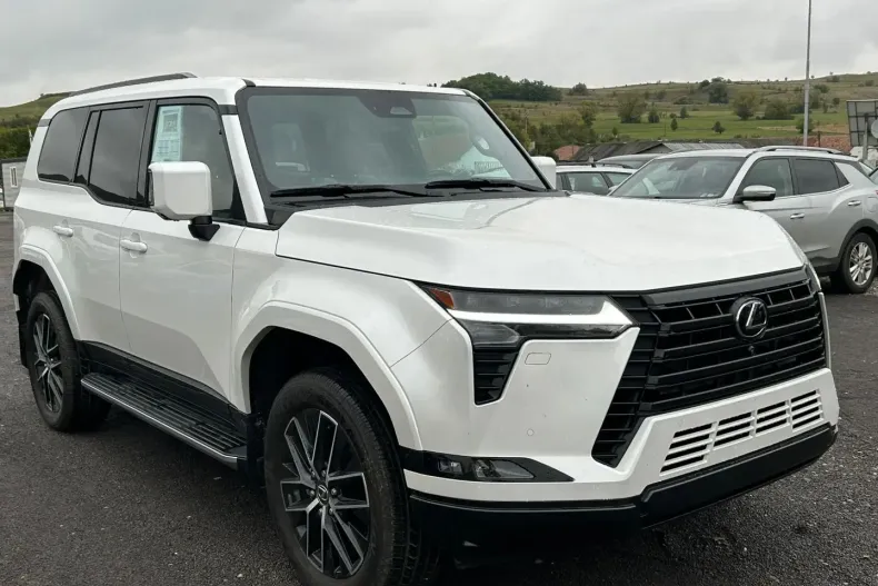 Lexus GX 550 din 2024 cu 1.500 km - oferta LEX156385 - foto 3