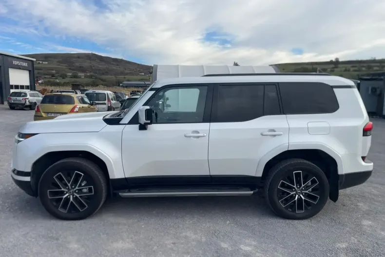 Lexus GX 550 din 2024 cu 1.500 km - oferta LEX156385 - foto 6