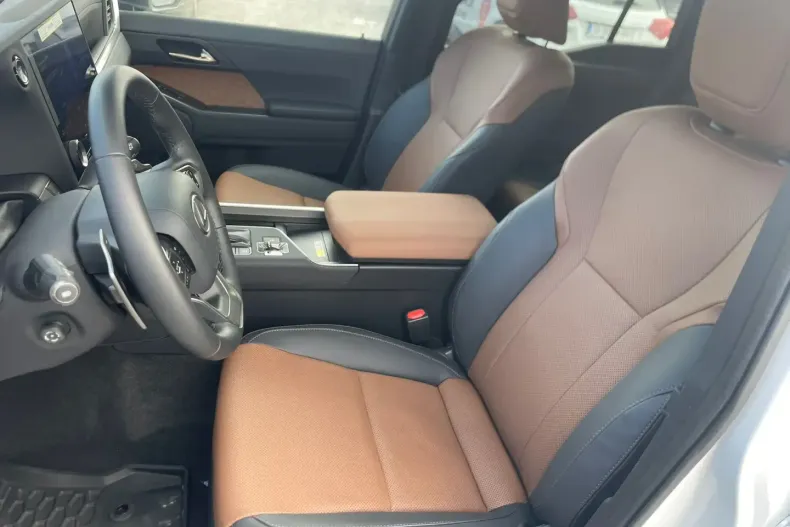 Lexus GX 550 din 2024 cu 1.500 km - oferta LEX156385 - foto 14