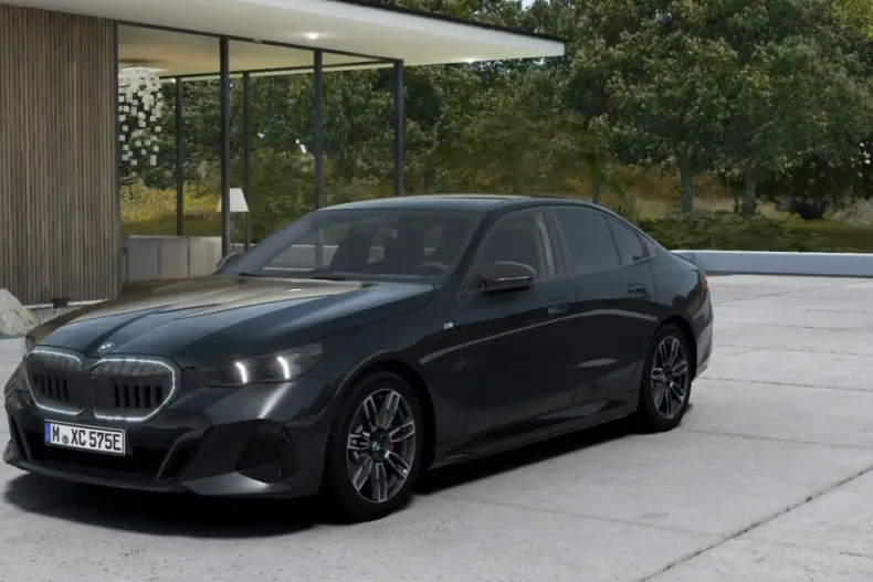 BMW 530 din 2025 cu 21.885 km - oferta BMW156386 - foto 1