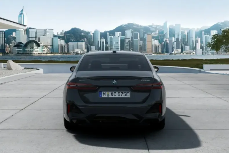 BMW 530 din 2025 cu 21.885 km - oferta BMW156386 - foto 3