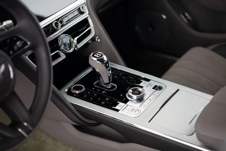 Bentley Flying Spur din 2024 cu 19.500 km - oferta BEN156388 - foto 30