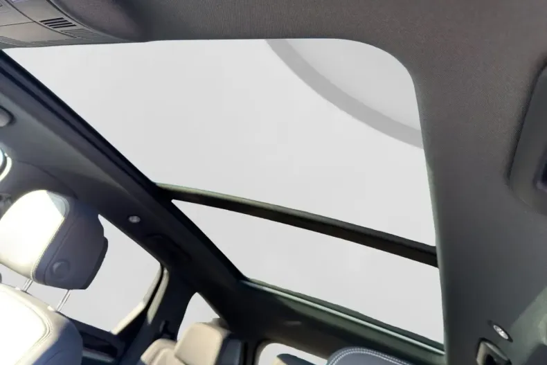 Volkswagen Touareg din 2024 cu 27.868 km - oferta VOL156389 - foto 17