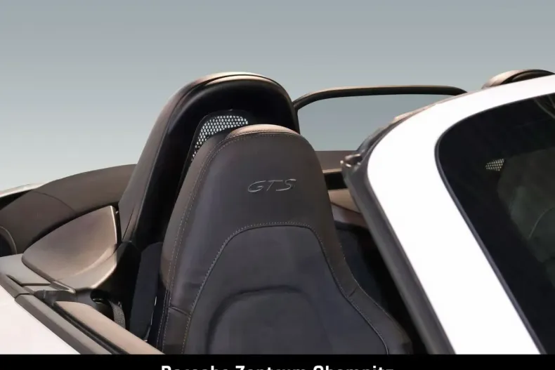 Porsche Boxster din 2024 cu 21.050 km - oferta POR156391 - foto 25