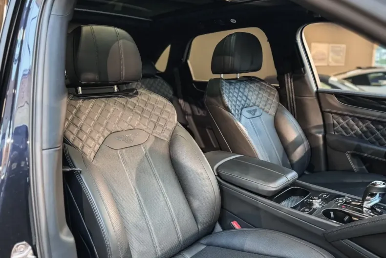 Bentley Bentayga din 2022 cu 57.000 km - oferta BEN156403 - foto 18