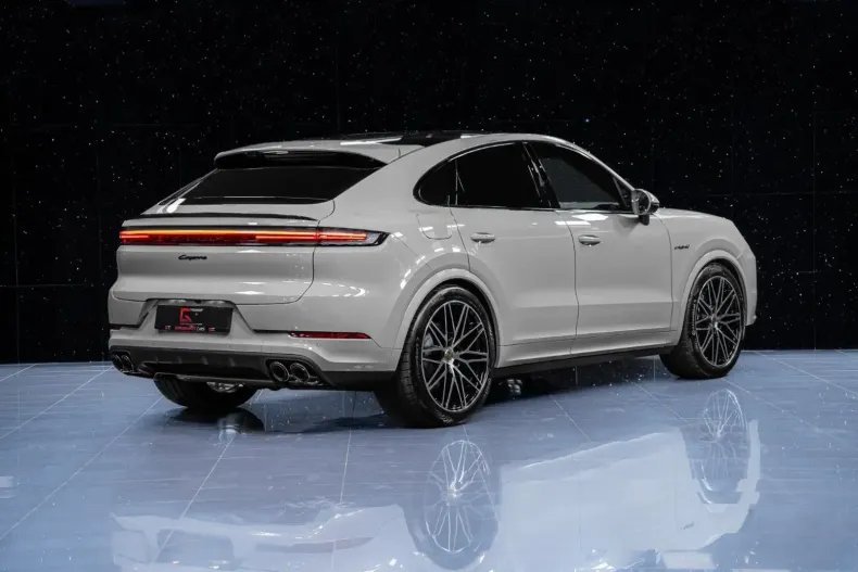 Porsche Cayenne din 2024 cu 10 km - oferta POR156404 - foto 6