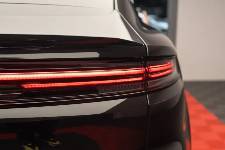 Porsche Cayenne din 2023 cu 12.500 km - oferta POR156405 - foto 4