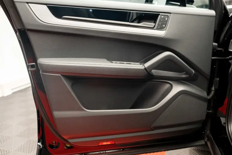 Porsche Cayenne din 2023 cu 12.500 km - oferta POR156405 - foto 11