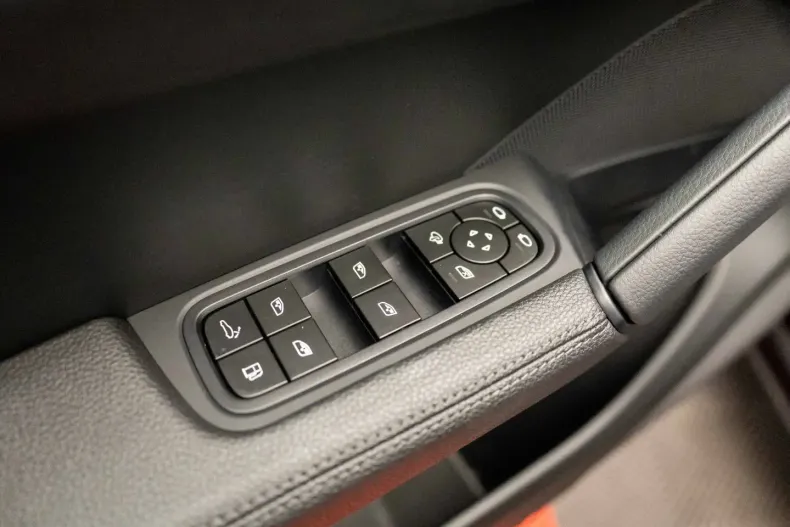 Porsche Cayenne din 2023 cu 12.500 km - oferta POR156405 - foto 12