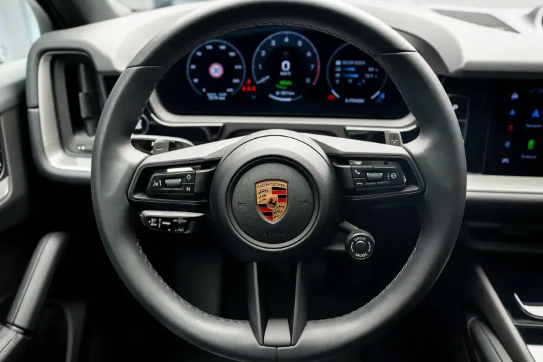 Porsche Cayenne din 2023 cu 12.500 km - oferta POR156405 - foto 17