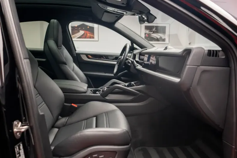 Porsche Cayenne din 2023 cu 12.500 km - oferta POR156405 - foto 23