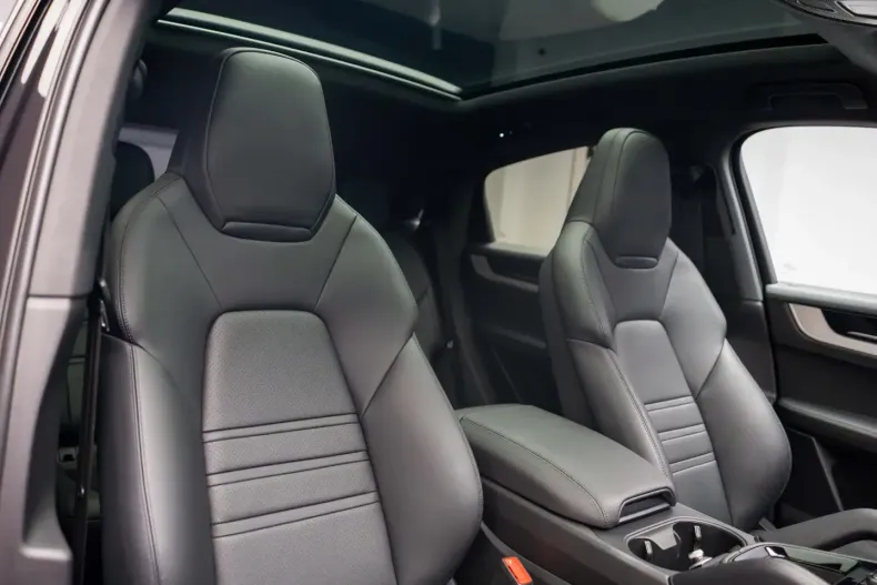 Porsche Cayenne din 2023 cu 12.500 km - oferta POR156405 - foto 24