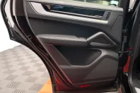 Porsche Cayenne din 2023 cu 12.500 km - oferta POR156405 - foto 25