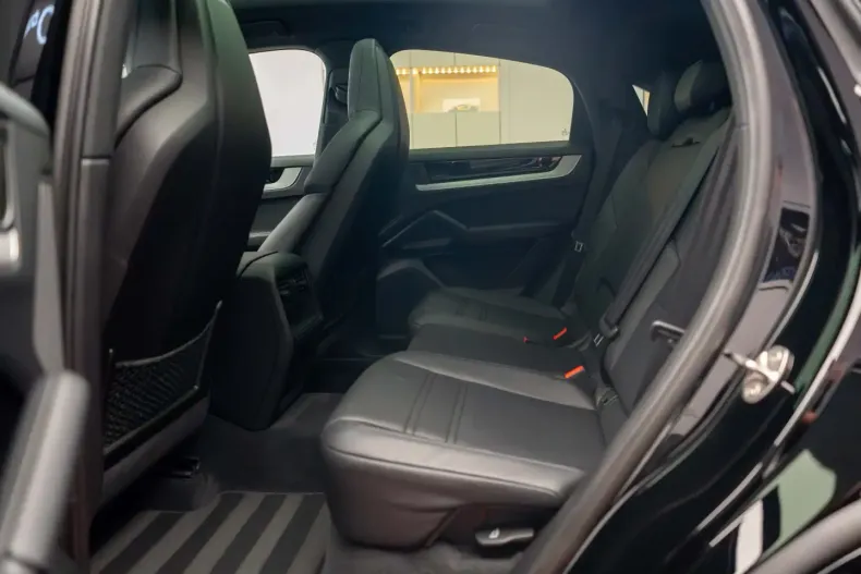 Porsche Cayenne din 2023 cu 12.500 km - oferta POR156405 - foto 26