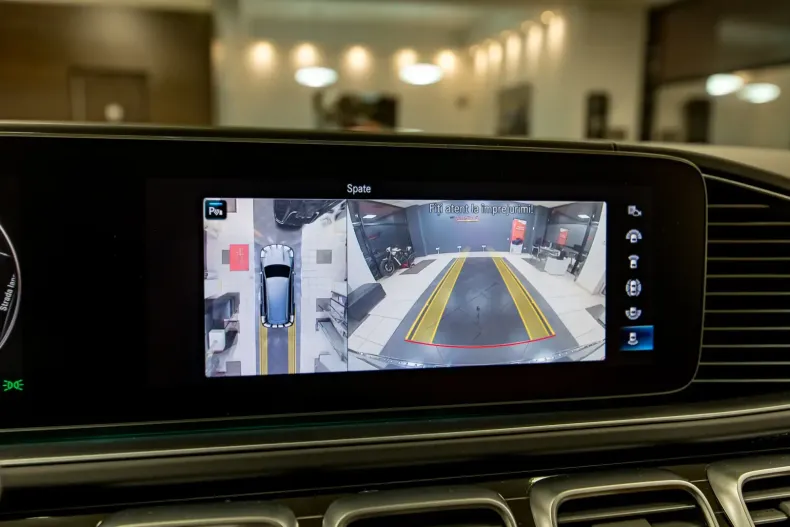 Mercedes-Benz GLS 600 din 2022 cu 38.000 km - oferta MER156407 - foto 24