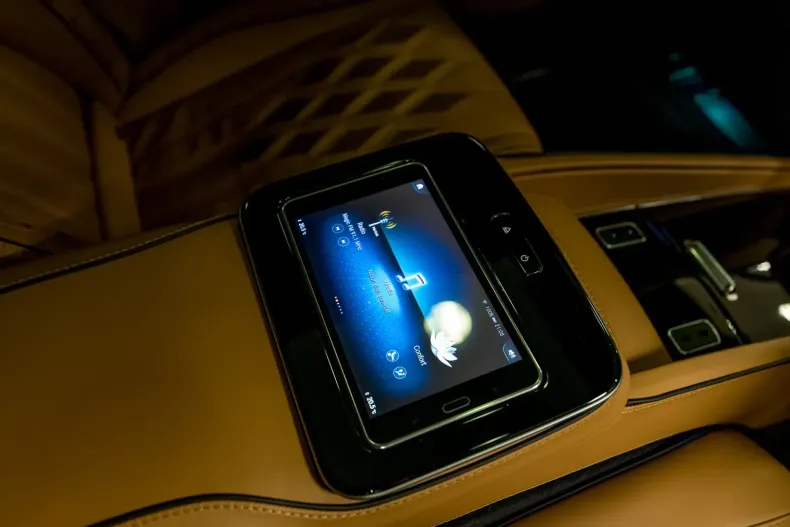 Mercedes-Benz GLS 600 din 2022 cu 38.000 km - oferta MER156407 - foto 30