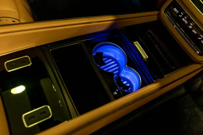 Mercedes-Benz GLS 600 din 2022 cu 38.000 km - oferta MER156407 - foto 31