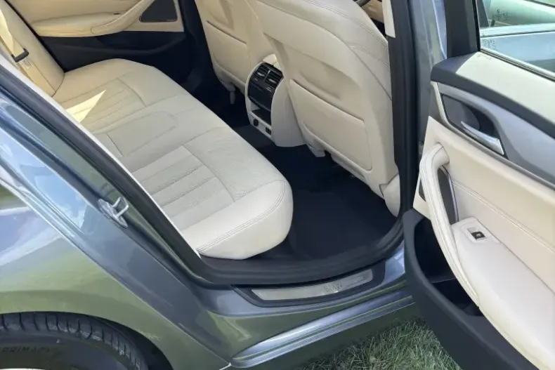 BMW 530 din 2021 cu 79.800 km - oferta BMW156457 - foto 11