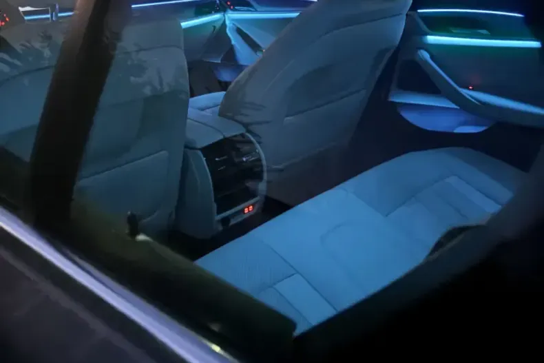 BMW 530 din 2021 cu 79.800 km - oferta BMW156457 - foto 22