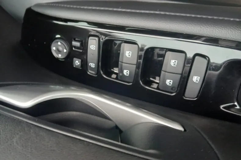 Hyundai TUCSON din 2022 cu 80.453 km - oferta HYU156481 - foto 11