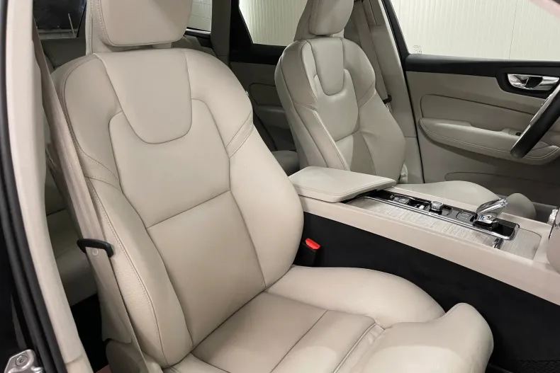 Volvo XC60 din 2020 cu 118.426 km - oferta VOL156482 - foto 9