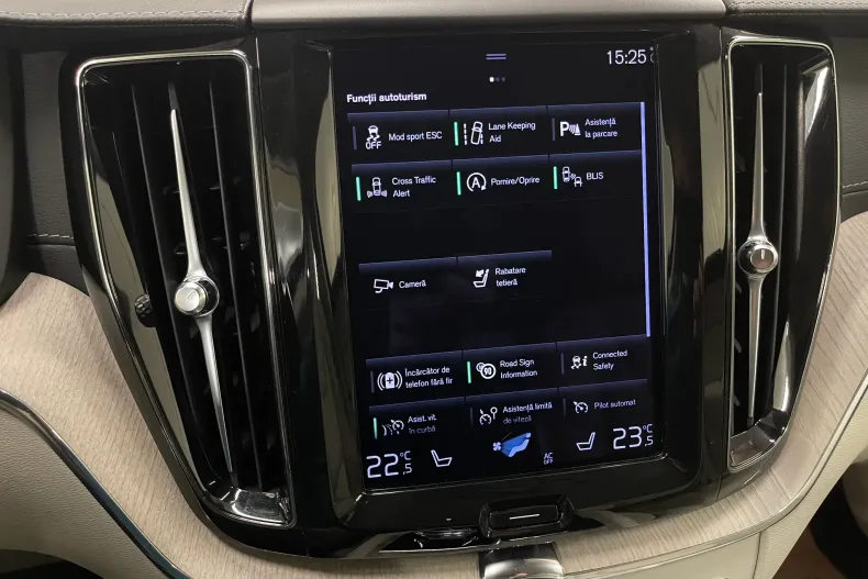 Volvo XC60 din 2020 cu 118.426 km - oferta VOL156482 - foto 18