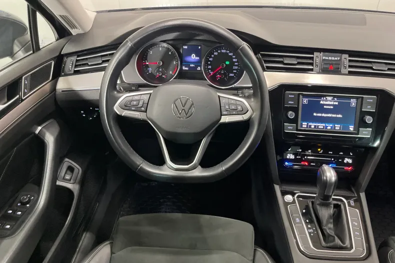 Volkswagen Passat din 2021 cu 93.462 km - oferta VOL156484 - foto 6