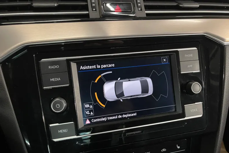 Volkswagen Passat din 2021 cu 93.462 km - oferta VOL156484 - foto 16