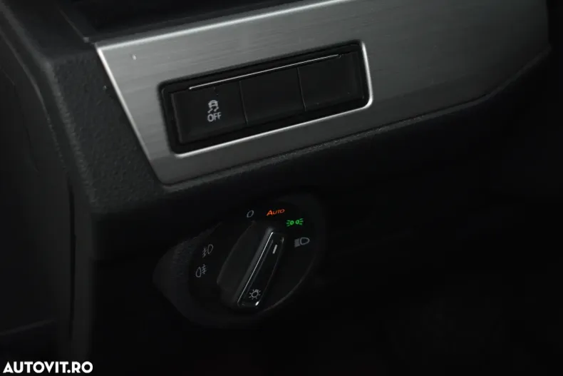 Volkswagen Multivan din 2021 cu 94.880 km - oferta VOL156492 - foto 13