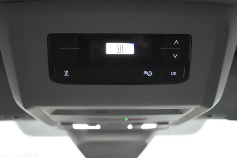 Volkswagen Multivan din 2021 cu 94.880 km - oferta VOL156492 - foto 34