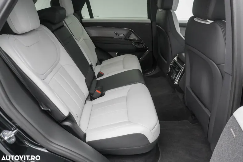 Land Rover Range Rover Sport din 2023 cu 56.686 km - oferta LAN156495 - foto 11