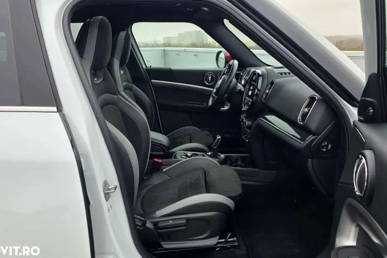 MINI John Cooper Works din 2019 cu 49.000 km - oferta MIN156501 - foto 12