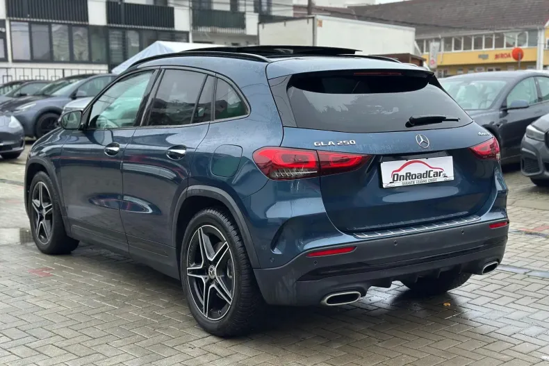 Mercedes-Benz GLA din 2021 cu 39.500 km - oferta MER156504 - foto 4