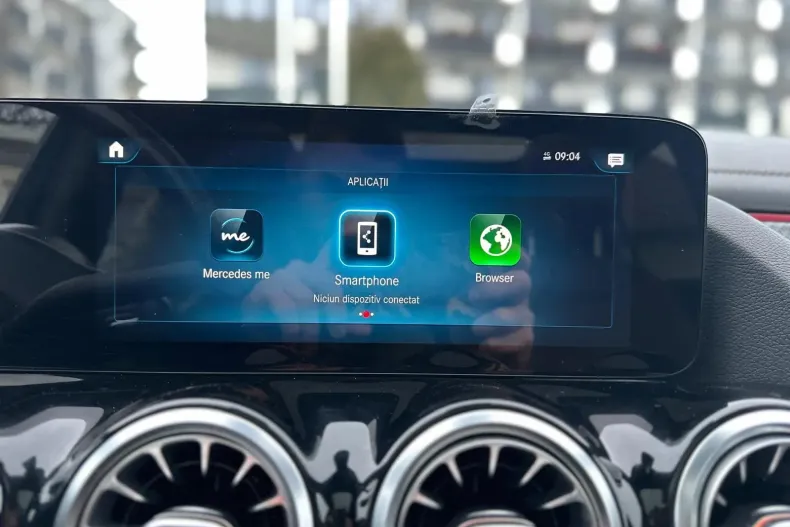 Mercedes-Benz GLA din 2021 cu 39.500 km - oferta MER156504 - foto 24