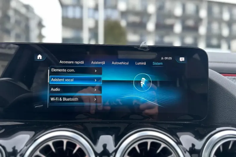 Mercedes-Benz GLA din 2021 cu 39.500 km - oferta MER156504 - foto 31