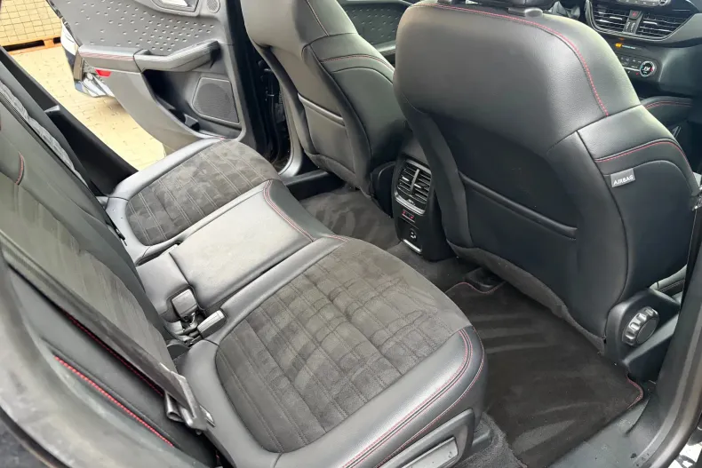 Ford Kuga din 2020 cu 75.650 km - oferta FOR156507 - foto 31