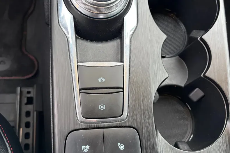 Ford Kuga din 2020 cu 75.650 km - oferta FOR156507 - foto 32