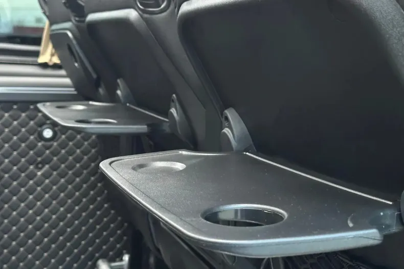 Mercedes-Benz Sprinter din 2024 cu 7.000 km - oferta MER156508 - foto 25