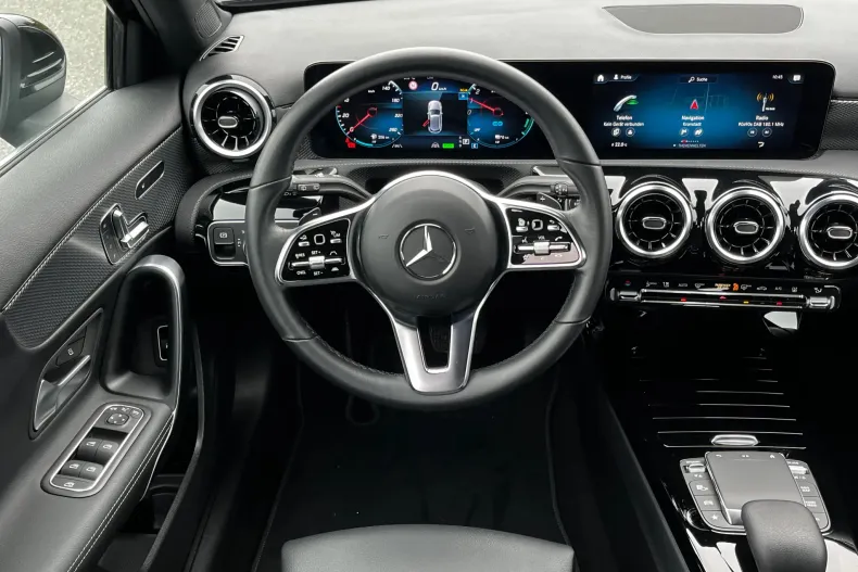 Mercedes-Benz A din 2022 cu 29.096 km - oferta MER156513 - foto 13