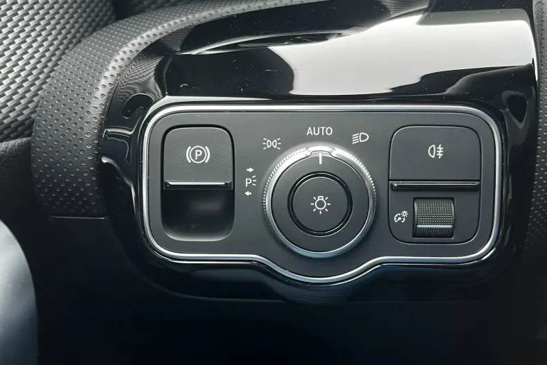 Mercedes-Benz A din 2022 cu 29.096 km - oferta MER156513 - foto 19