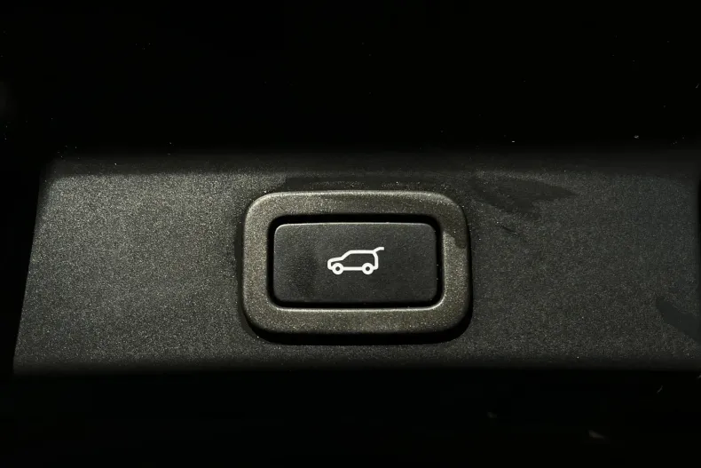 Jaguar F-Pace din 2021 cu 150.964 km - oferta JAG156515 - foto 32